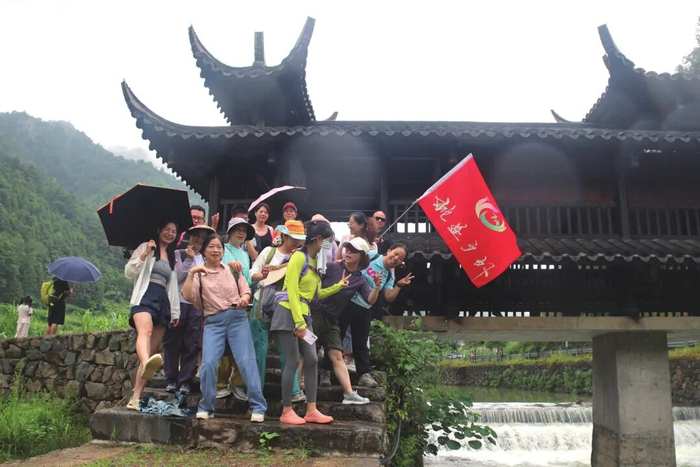 养在深闺的云河村实现“云端”突围